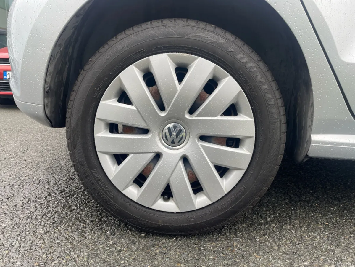 Volkswagen Polo Hatchback, Petrol, 2013, Silver
