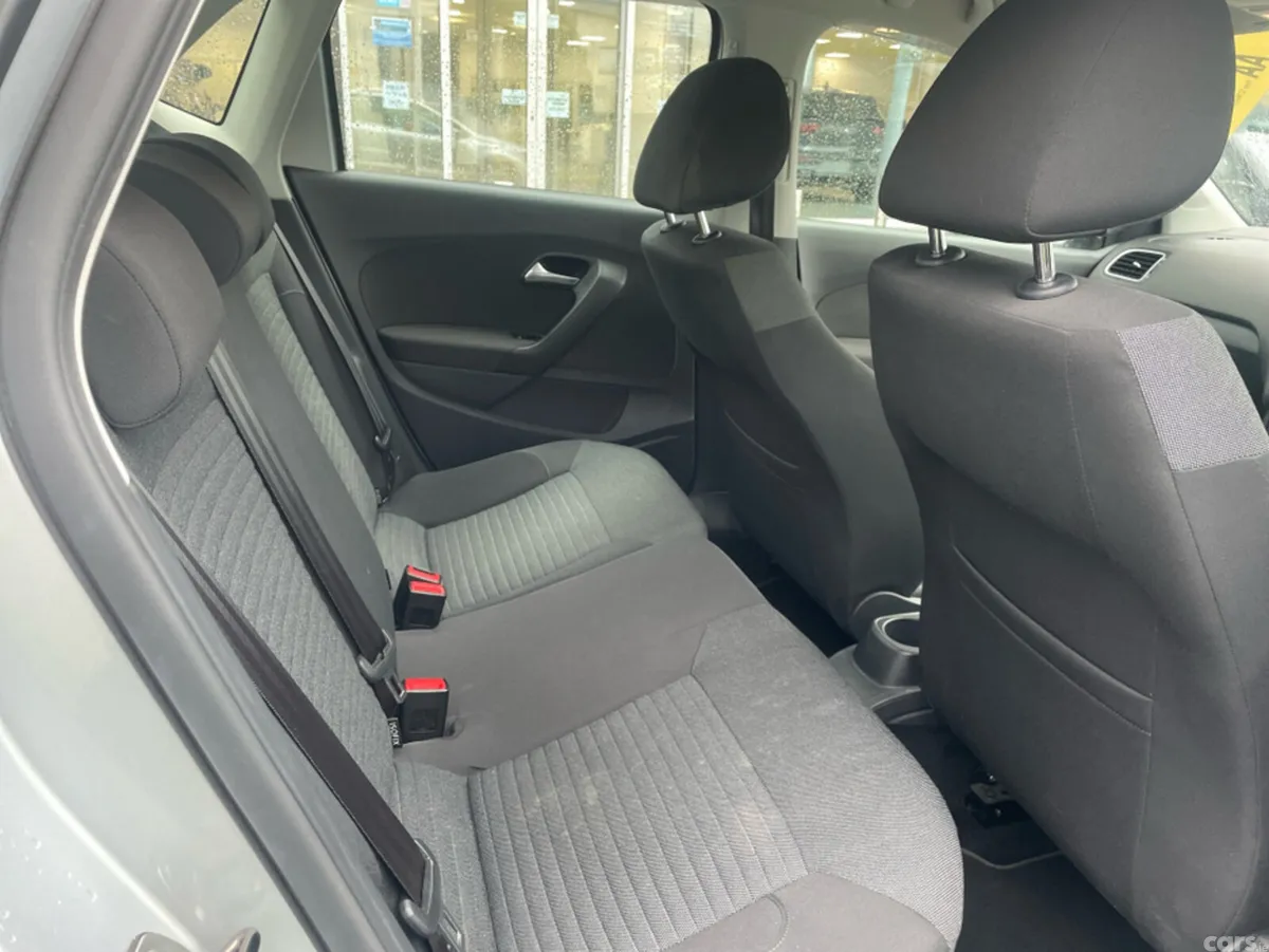 Volkswagen Polo Hatchback, Petrol, 2013, Silver