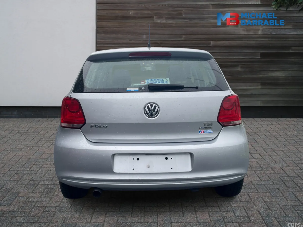 Volkswagen Polo Hatchback, Petrol, 2013, Silver