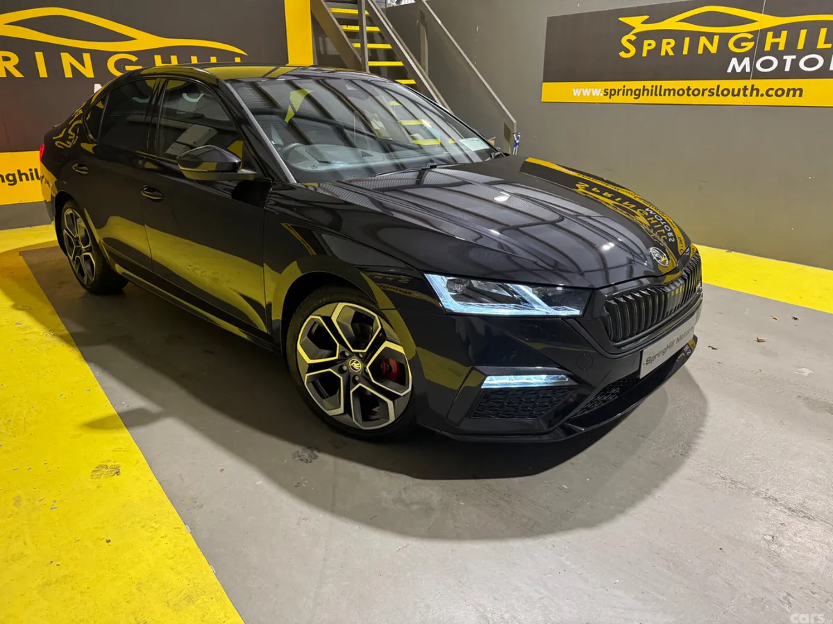 Skoda Octavia Saloon, Diesel, 2024, Black