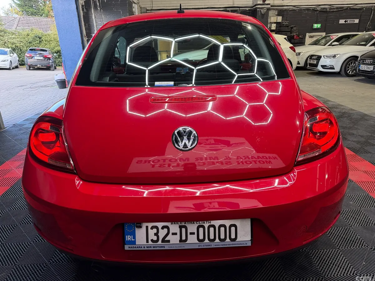 Volkswagen Beetle Hatchback, Petrol, 2013, Red