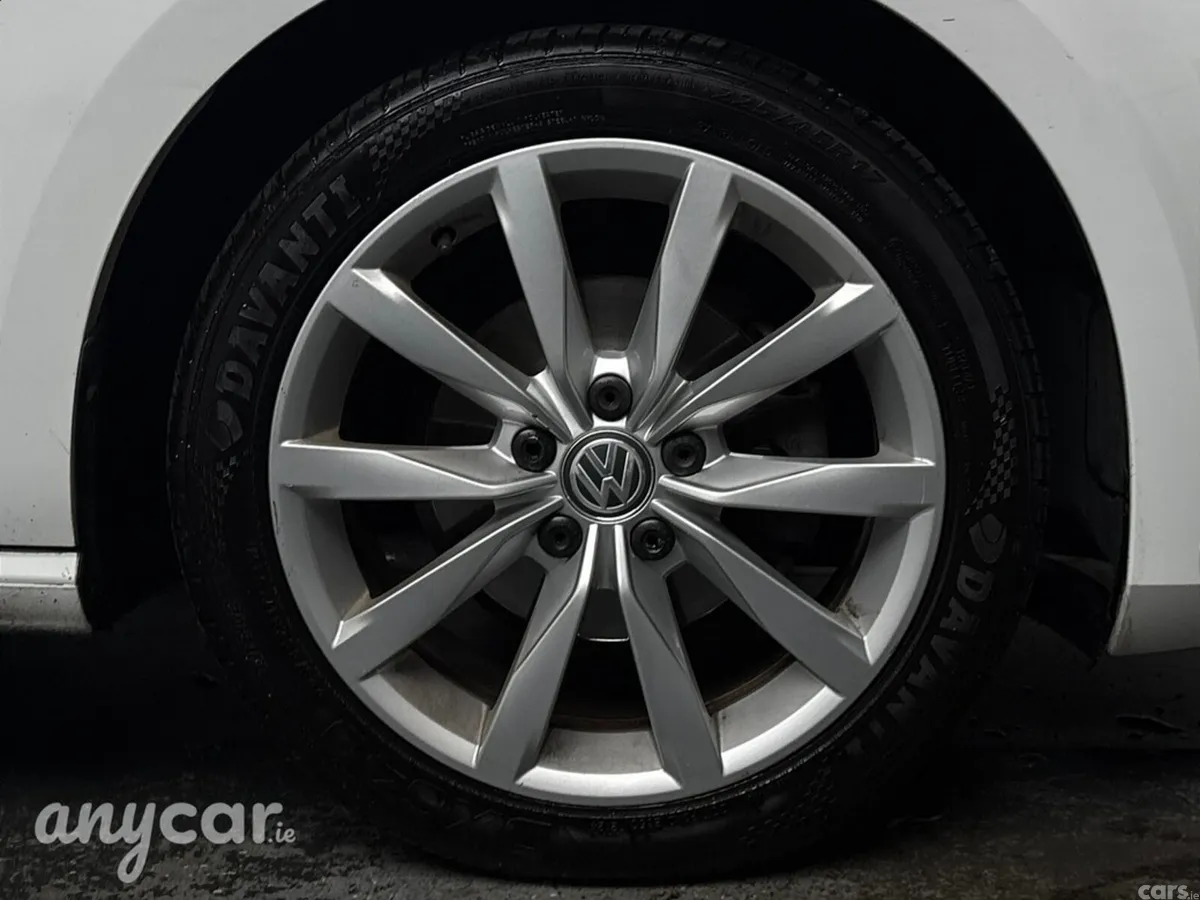 Volkswagen Golf Estate, Petrol, 2016, White