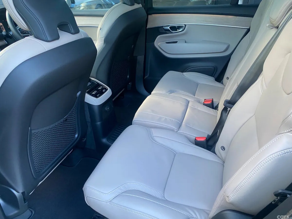 Volvo XC90 Estate, Petrol Plug-in Hybrid, 2026, Black