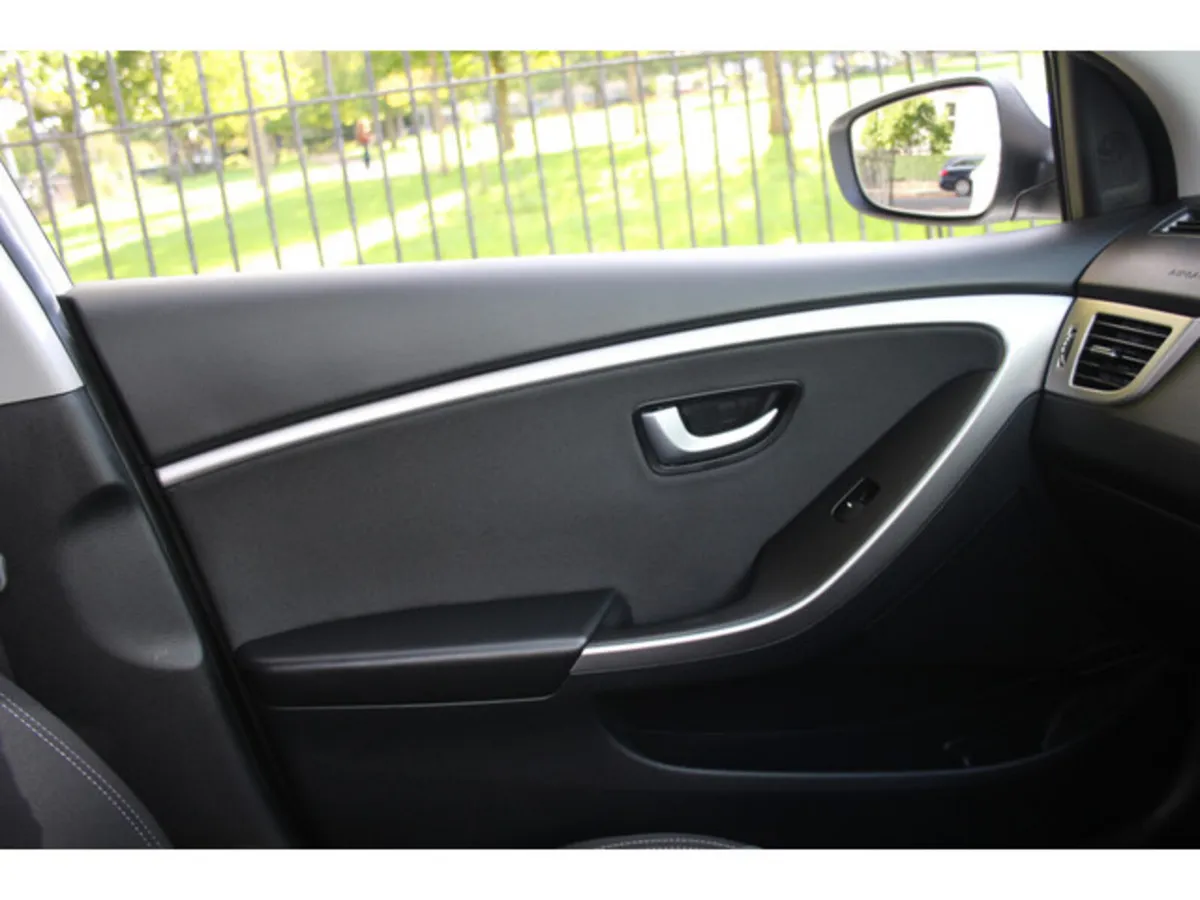 Hyundai i30 Hatchback, Diesel, 2017, White