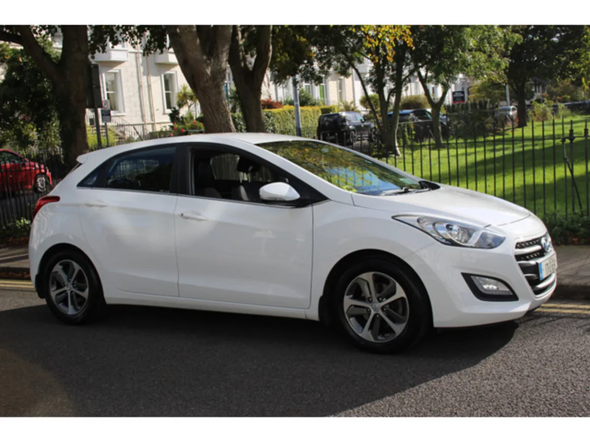 Hyundai i30 Hatchback, Diesel, 2017, White