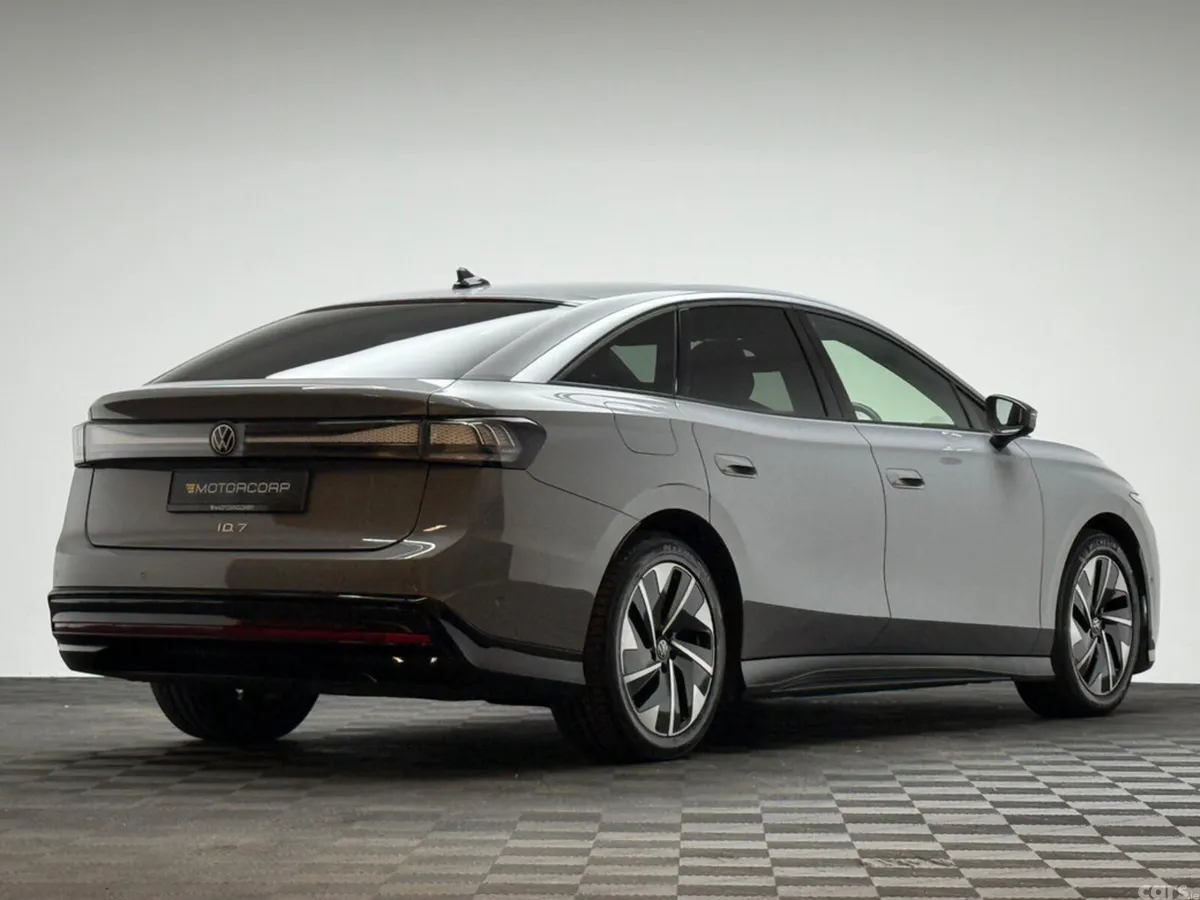 Volkswagen ID.7 Hatchback, Electric, 2024, Grey