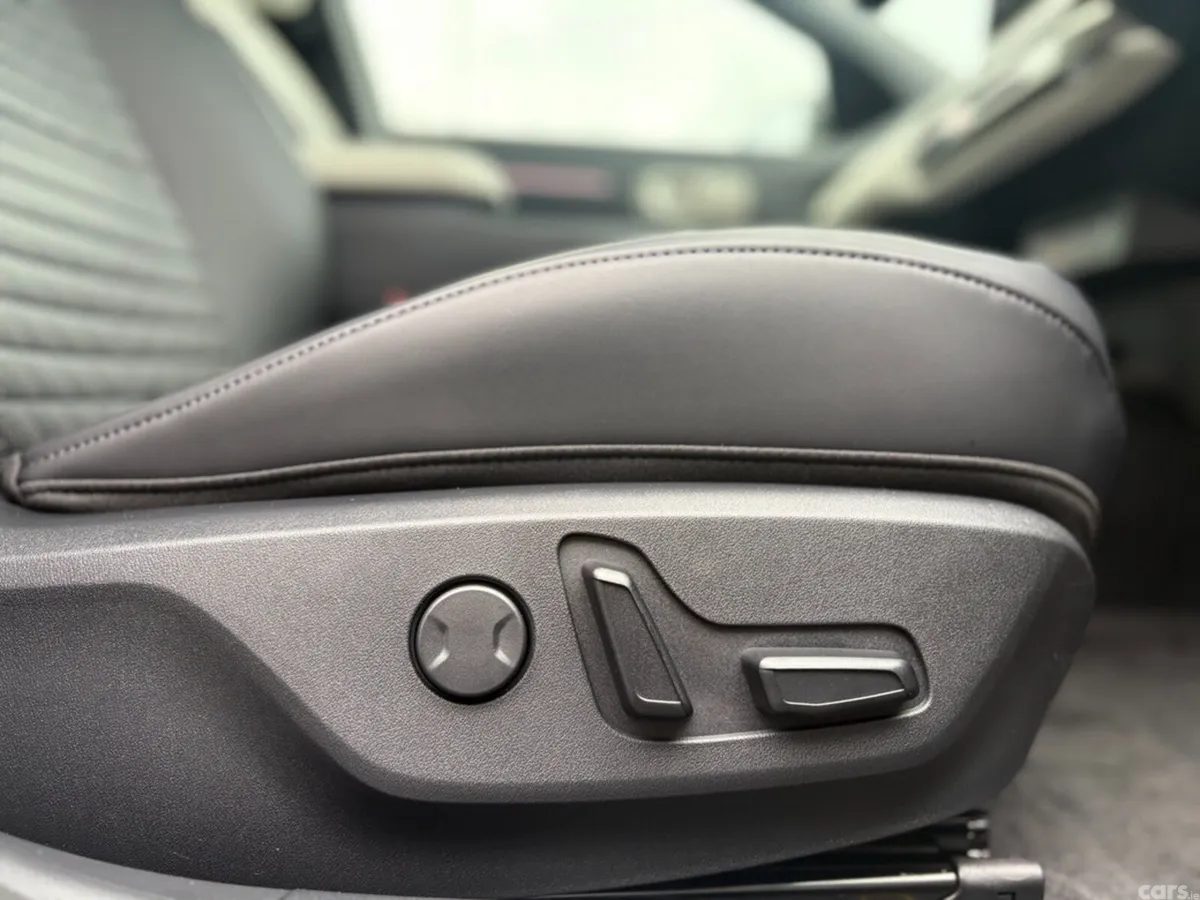 Kia EV4 Hatchback, Electric, 2027, Black