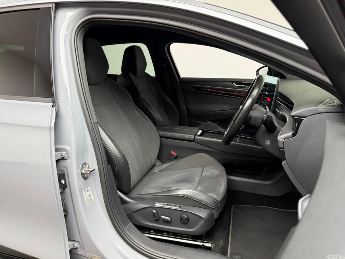 Volkswagen ID.7 Hatchback, Electric, 2024, Grey