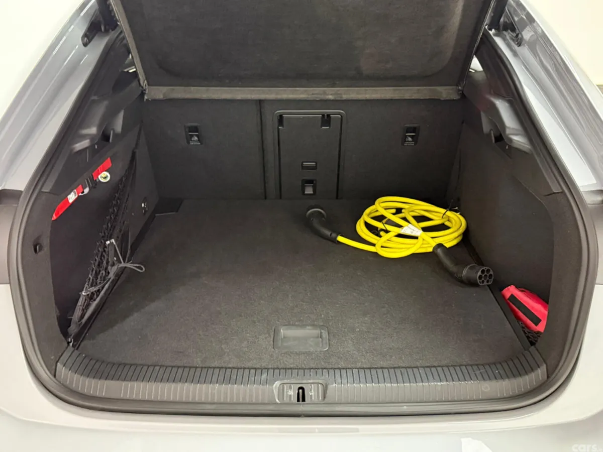 Volkswagen ID.7 Hatchback, Electric, 2024, Grey