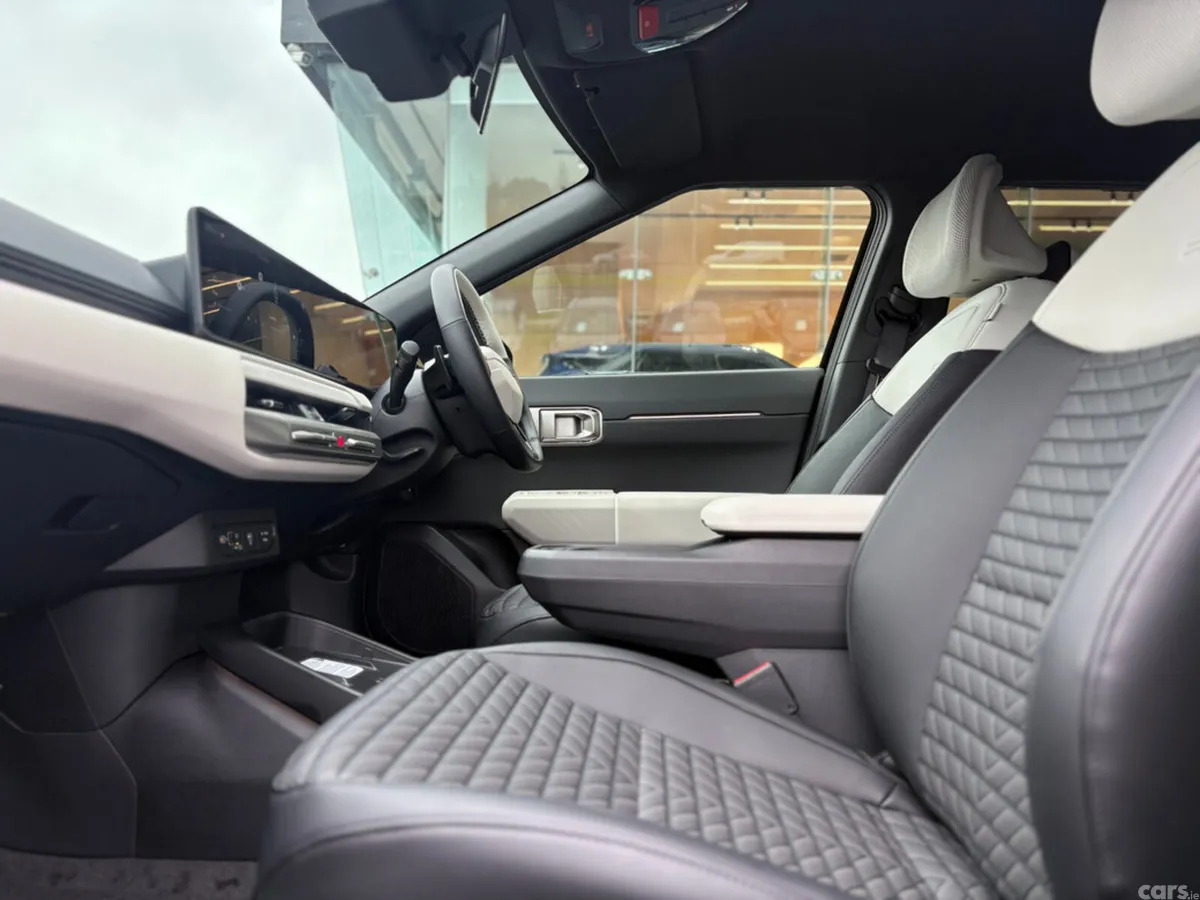 Kia EV4 Hatchback, Electric, 2027, Black