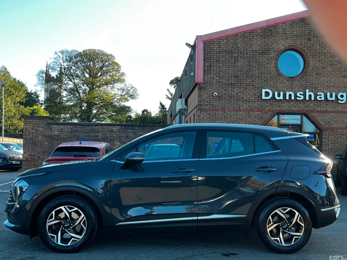 Kia Sportage MPV, Diesel, 2023, Grey