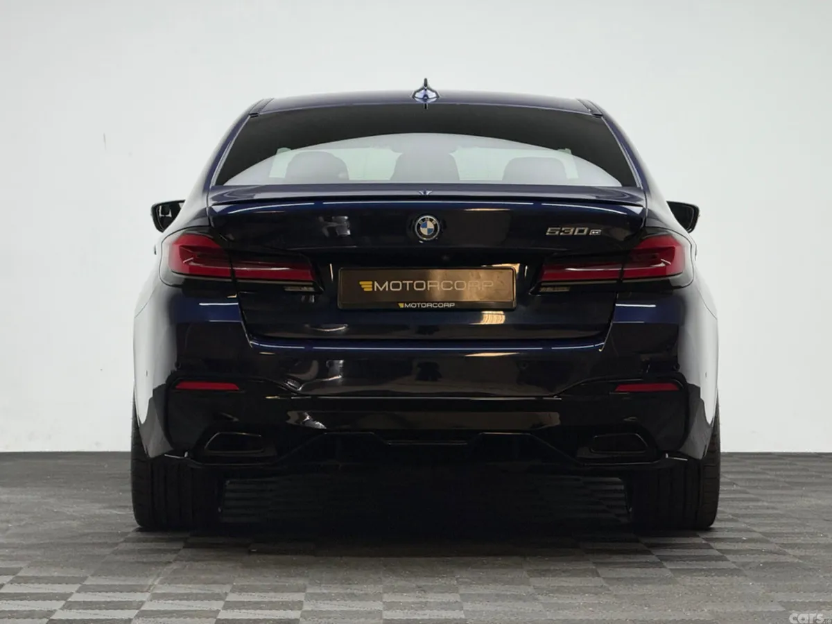 BMW 5-Series Saloon, Petrol Plug-in Hybrid, 2022, Blue