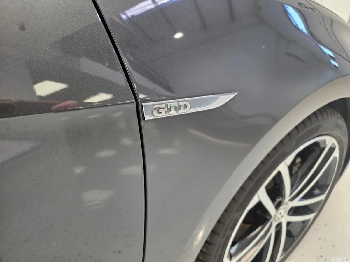 Volkswagen Golf Hatchback, Diesel, 2016, Grey