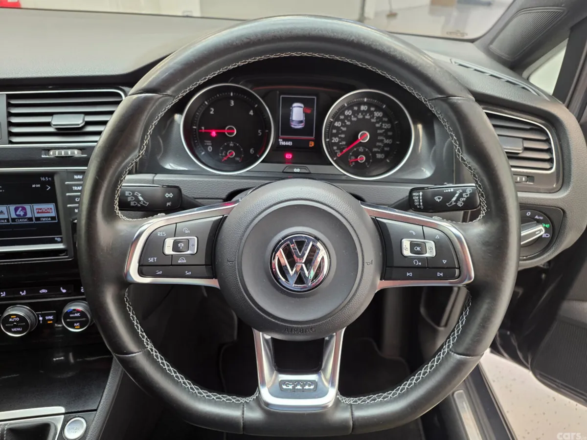 Volkswagen Golf Hatchback, Diesel, 2016, Grey