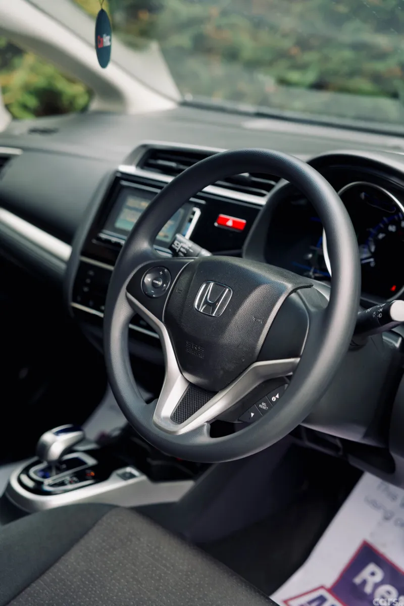 Honda Fit Hatchback, Petrol Hybrid, 2015, Silver