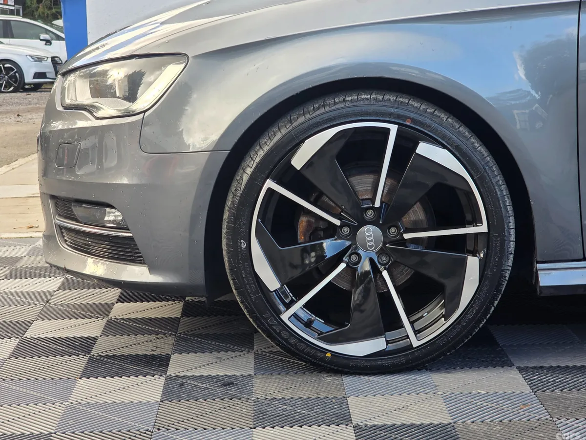 Audi A3 Hatchback, Diesel, 2015, Grey