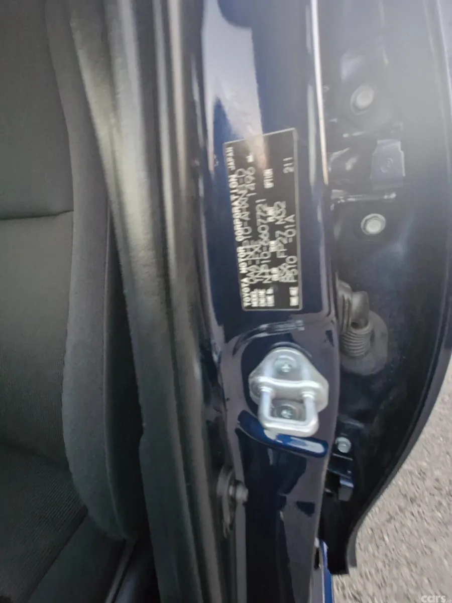 Toyota Aqua Hatchback, Petrol Hybrid, 2017, Blue