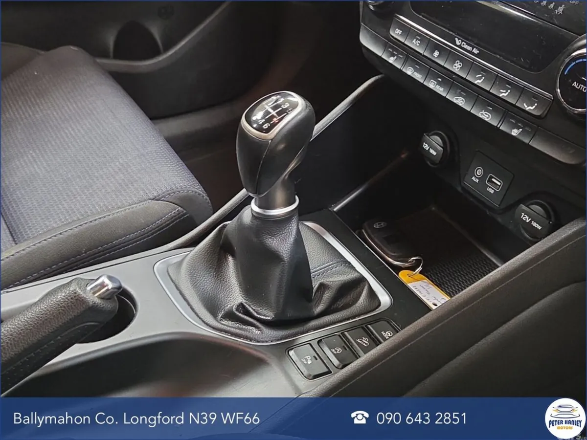 Hyundai Tucson SUV, Diesel, 2017, Gold