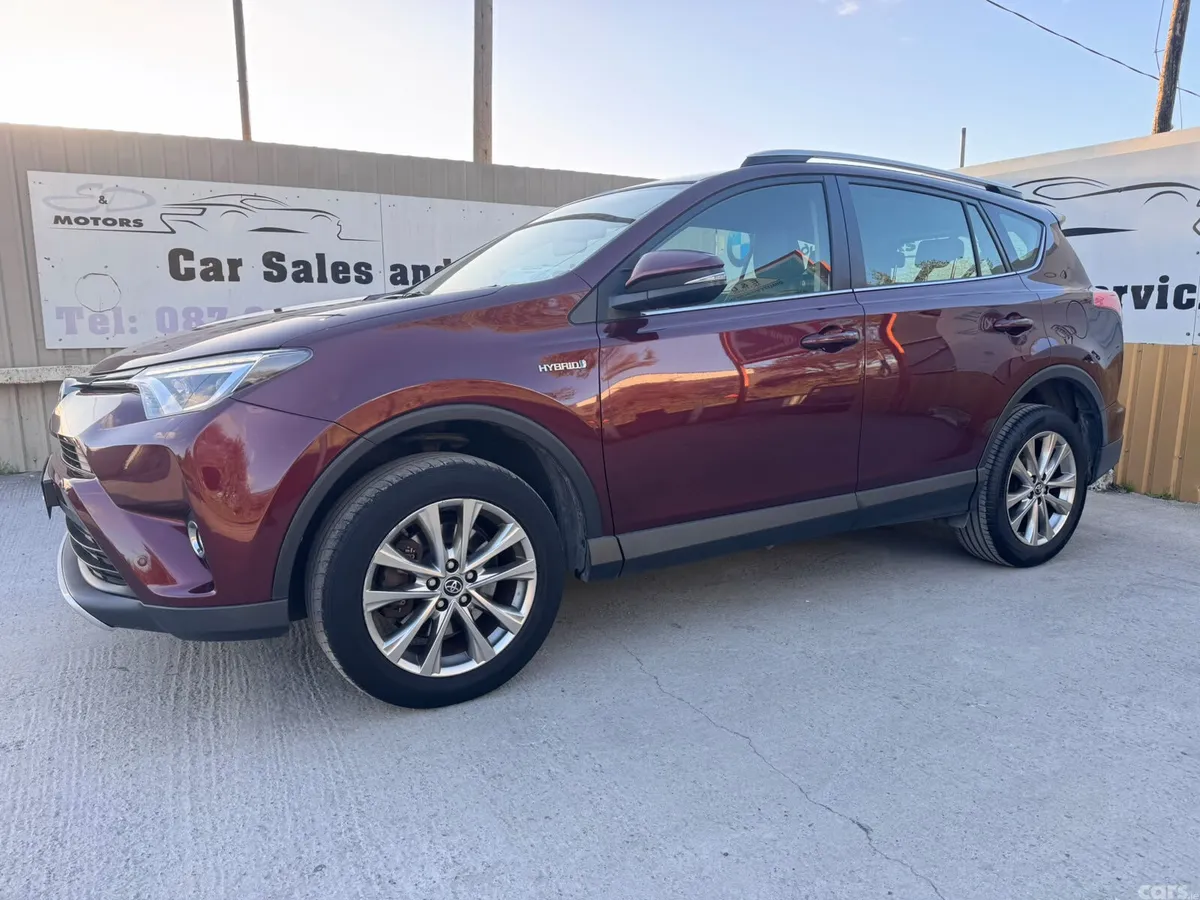 Toyota RAV4 SUV, Petrol Hybrid, 2016, Red