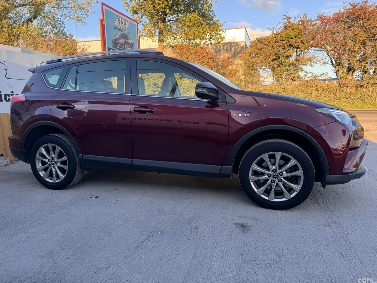Toyota RAV4 SUV, Petrol Hybrid, 2016, Red