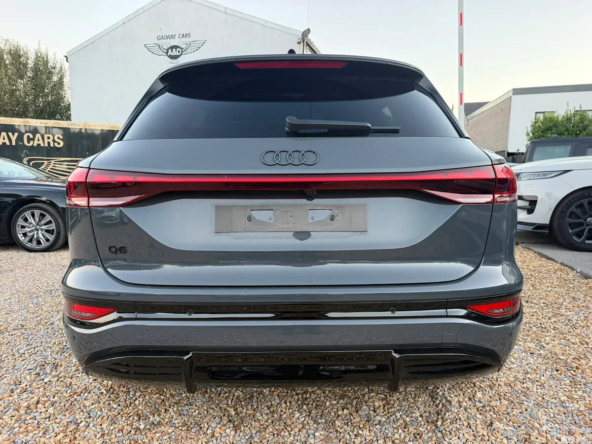 Audi Q6 e-tron SUV, Electric, 2026, Grey