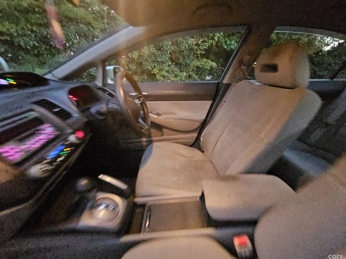 Honda Civic Saloon, Petrol Hybrid, 2010, Silver