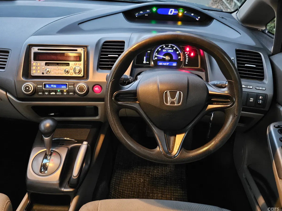 Honda Civic Saloon, Petrol Hybrid, 2010, Silver