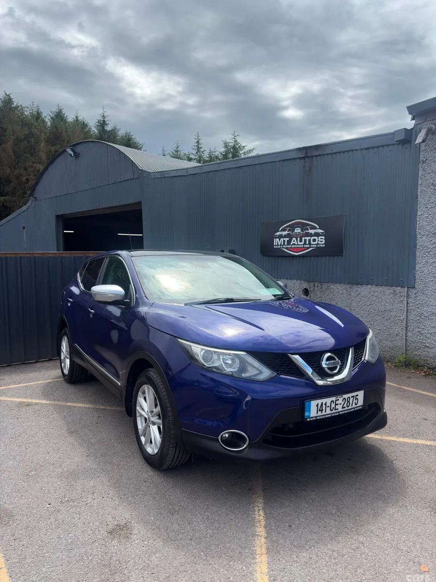 Nissan Qashqai Hatchback, Petrol, 2014, Blue
