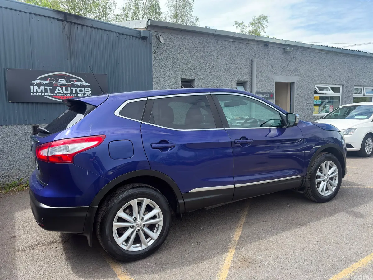 Nissan Qashqai Hatchback, Petrol, 2014, Blue