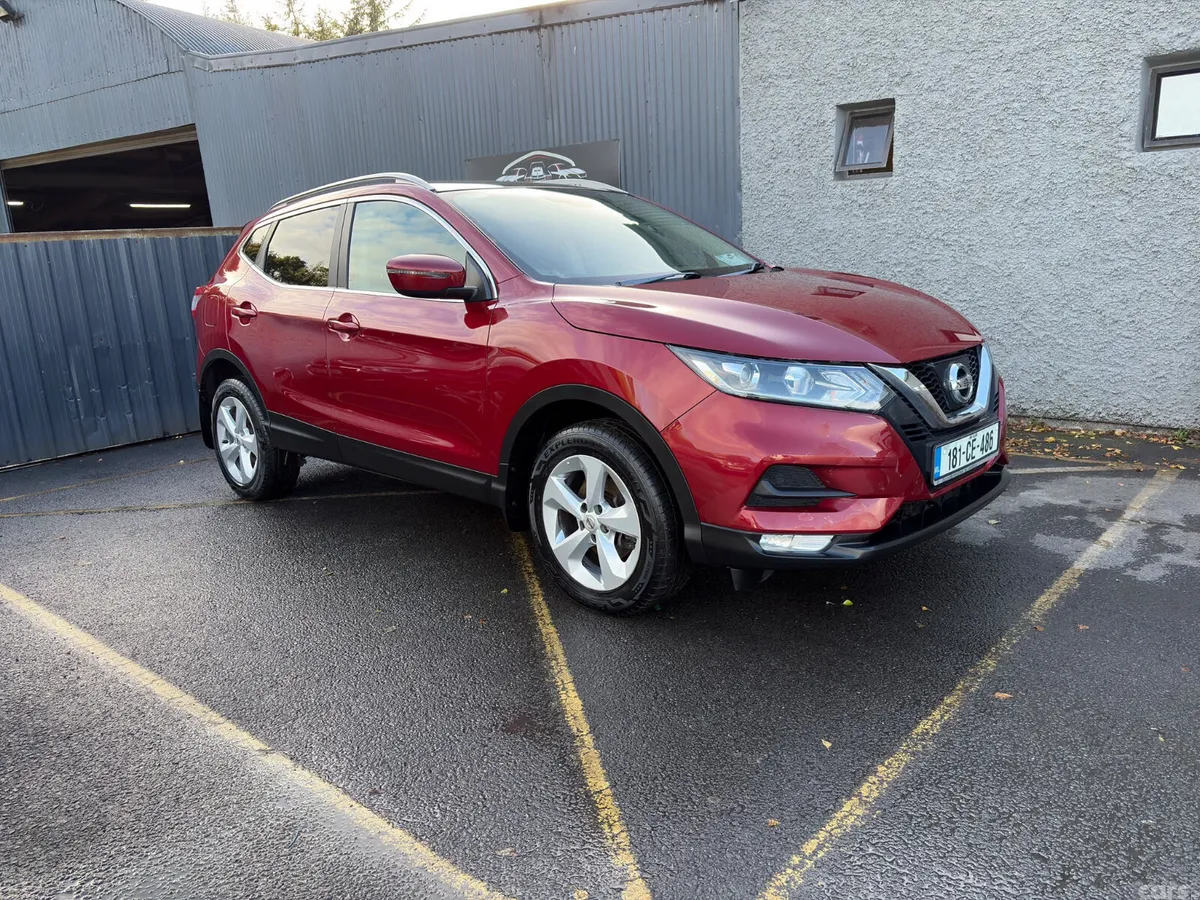 Nissan Qashqai MPV, Diesel, 2018, Red