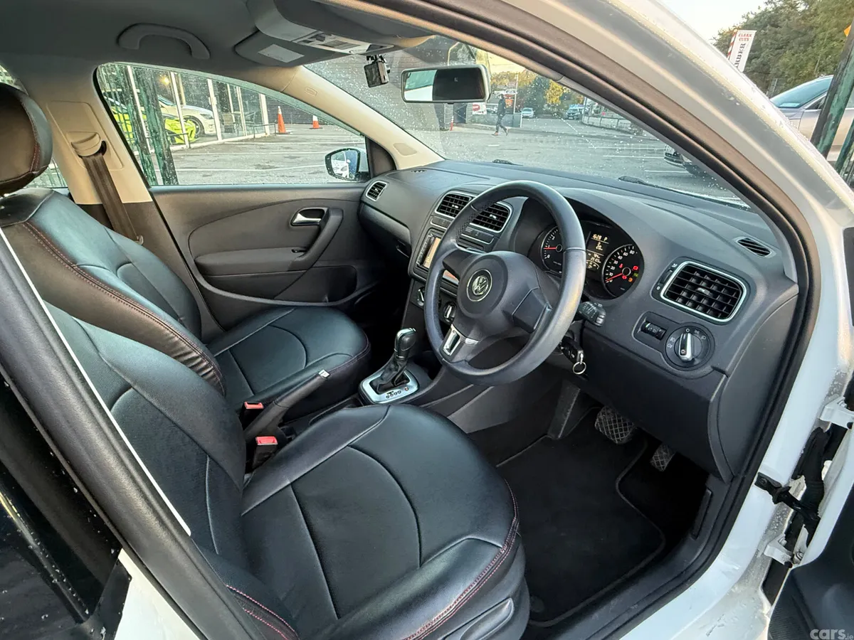Volkswagen Polo Hatchback, Petrol, 2013, White