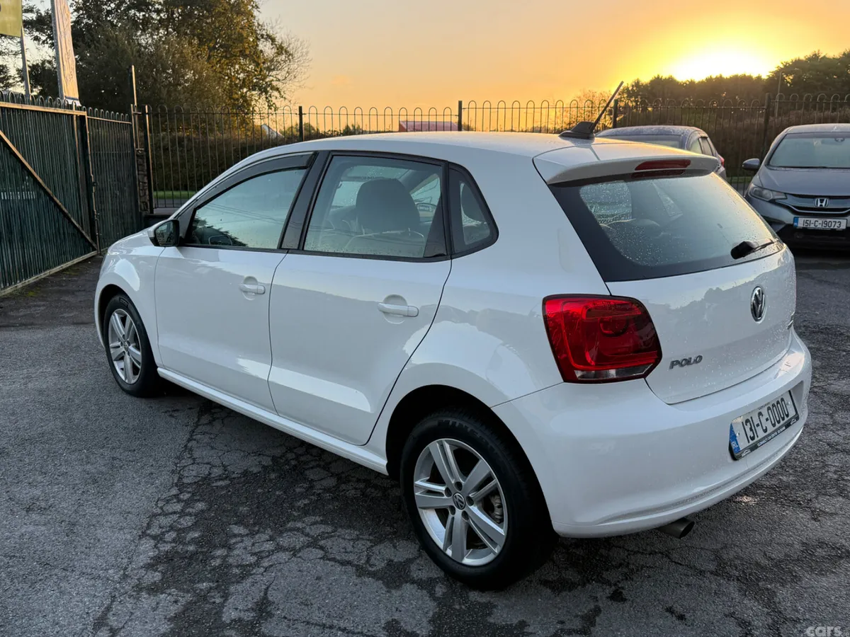 Volkswagen Polo Hatchback, Petrol, 2013, White