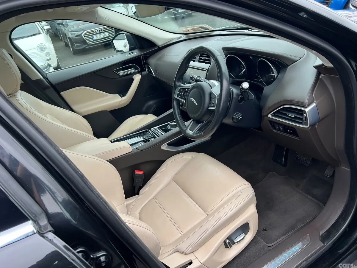 Jaguar F-Pace SUV, Diesel, 2020, Black