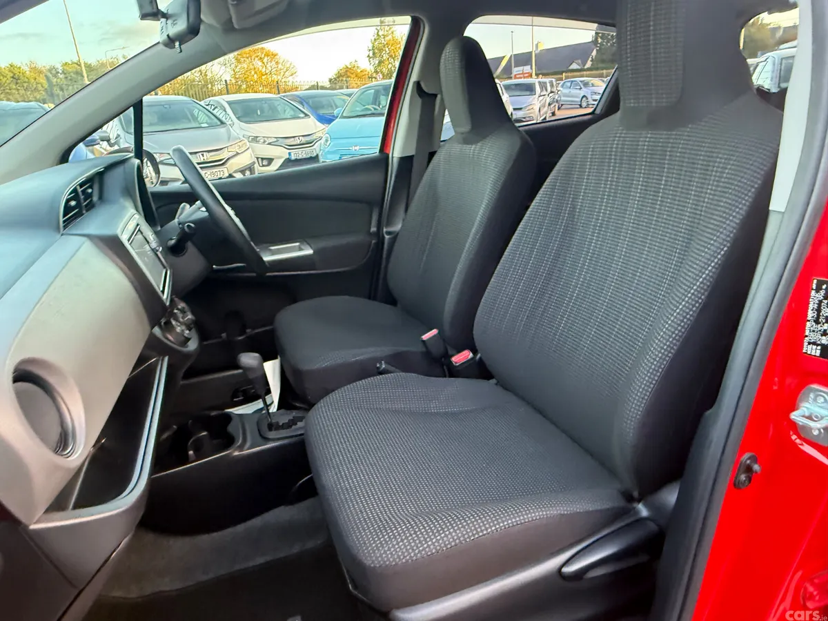 Toyota Vitz Hatchback, Petrol, 2014, Red