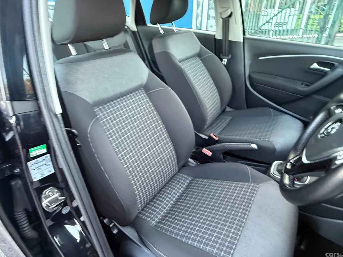 Volkswagen Polo Hatchback, Petrol, 2016, Black