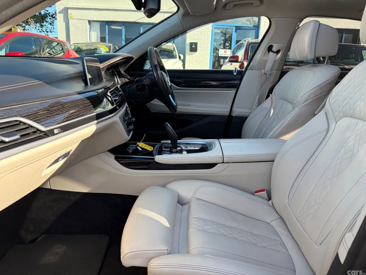 BMW 7-Series Saloon, Diesel, 2018, Grey