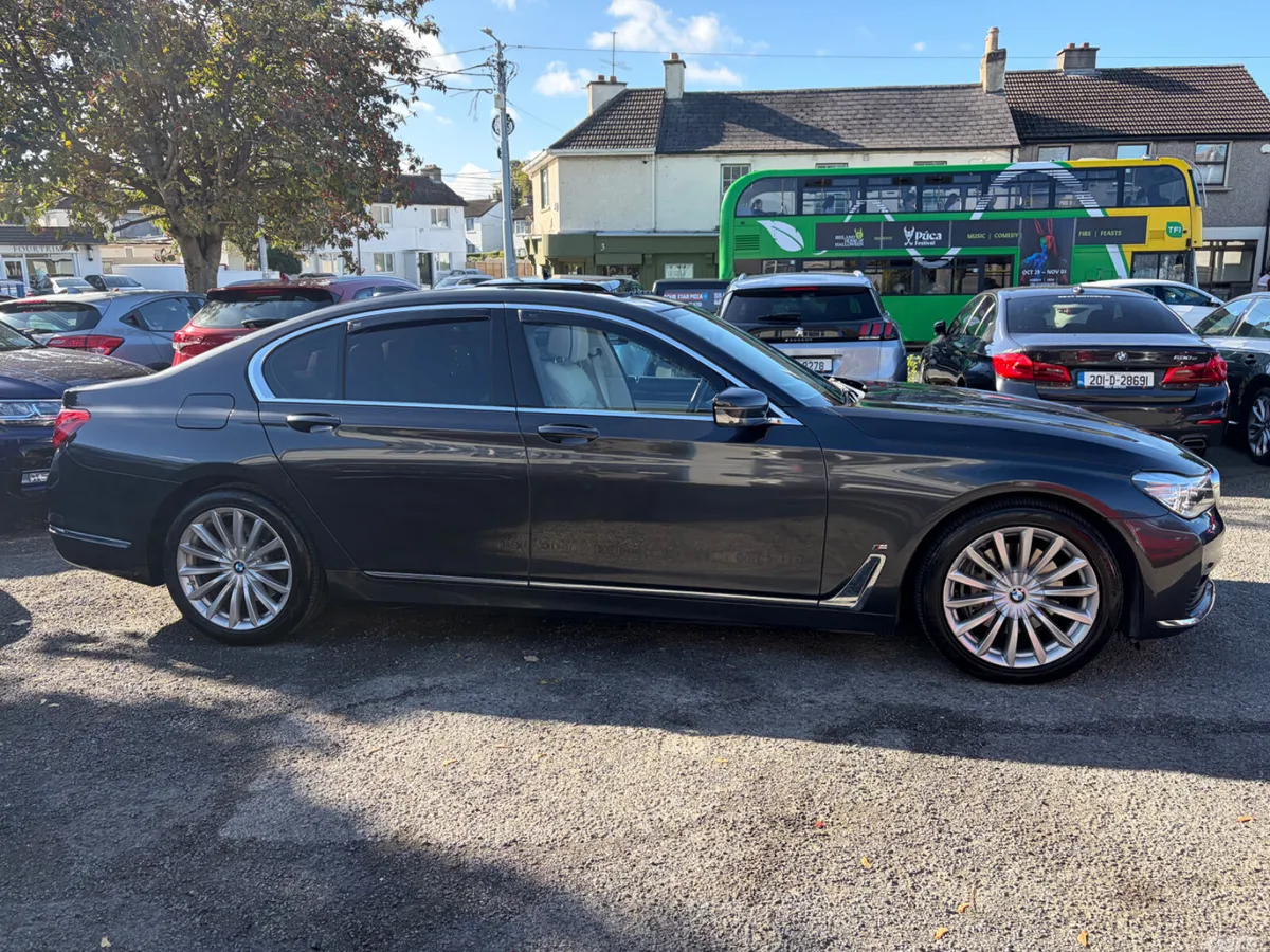 BMW 7-Series Saloon, Diesel, 2018, Grey