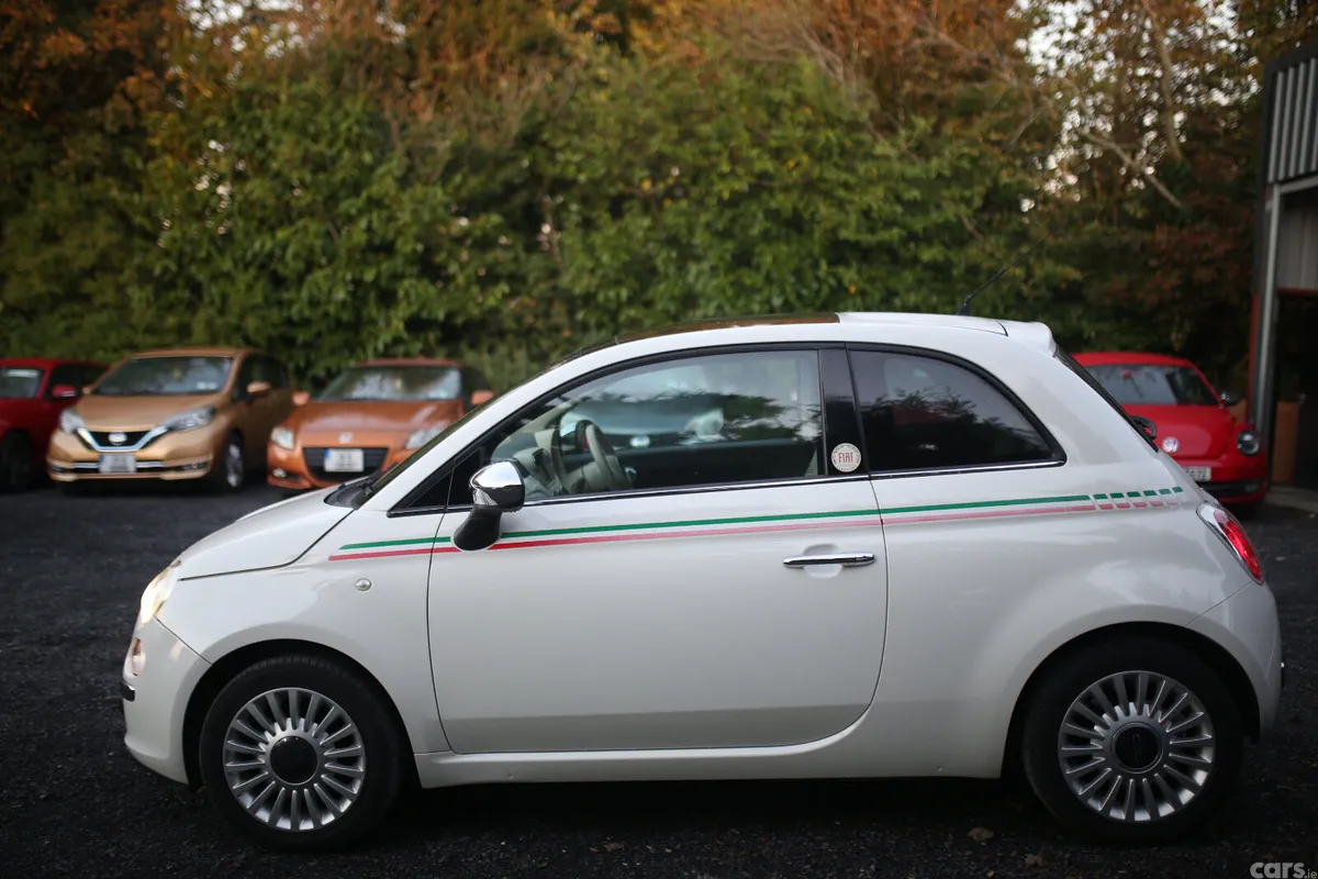 Fiat 500 Hatchback, Petrol, 2012, White