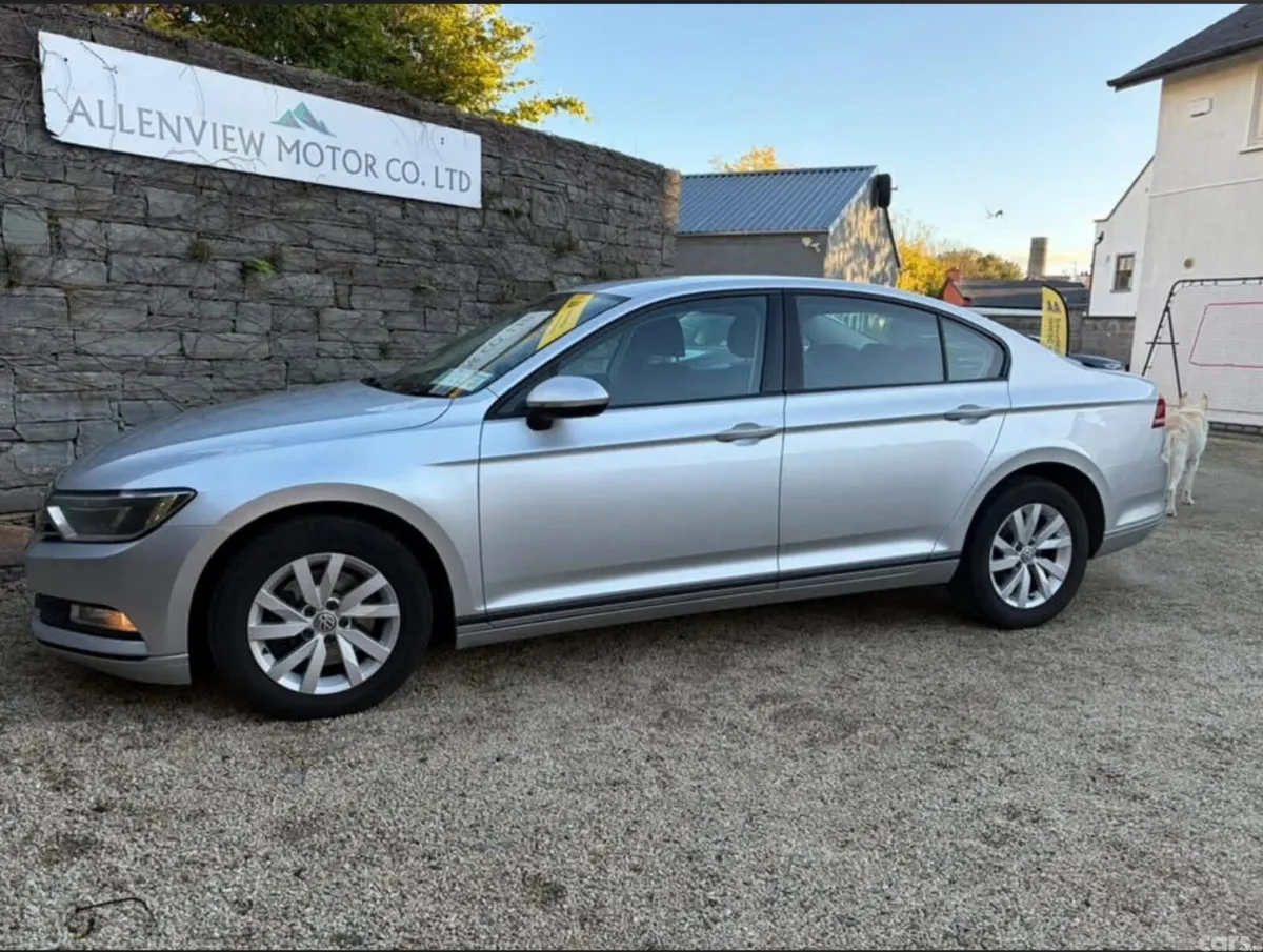 Volkswagen Passat Saloon, Diesel, 2017, Grey