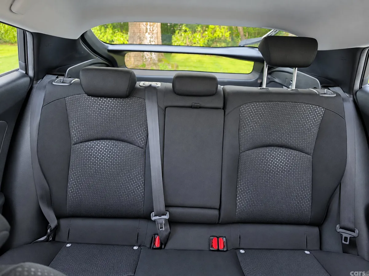 Toyota Prius Saloon, Petrol Hybrid, 2021, Silver