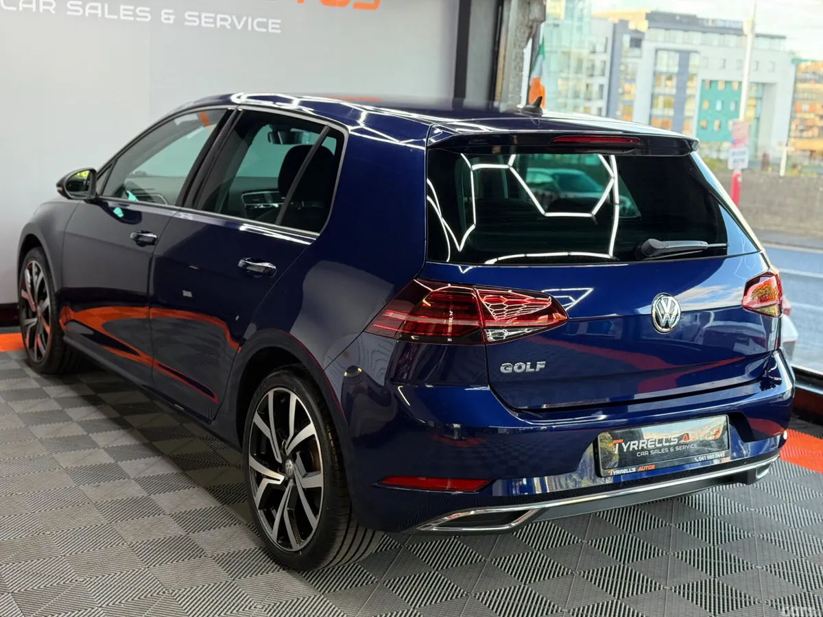 Volkswagen Golf Hatchback, Petrol, 2018, Blue