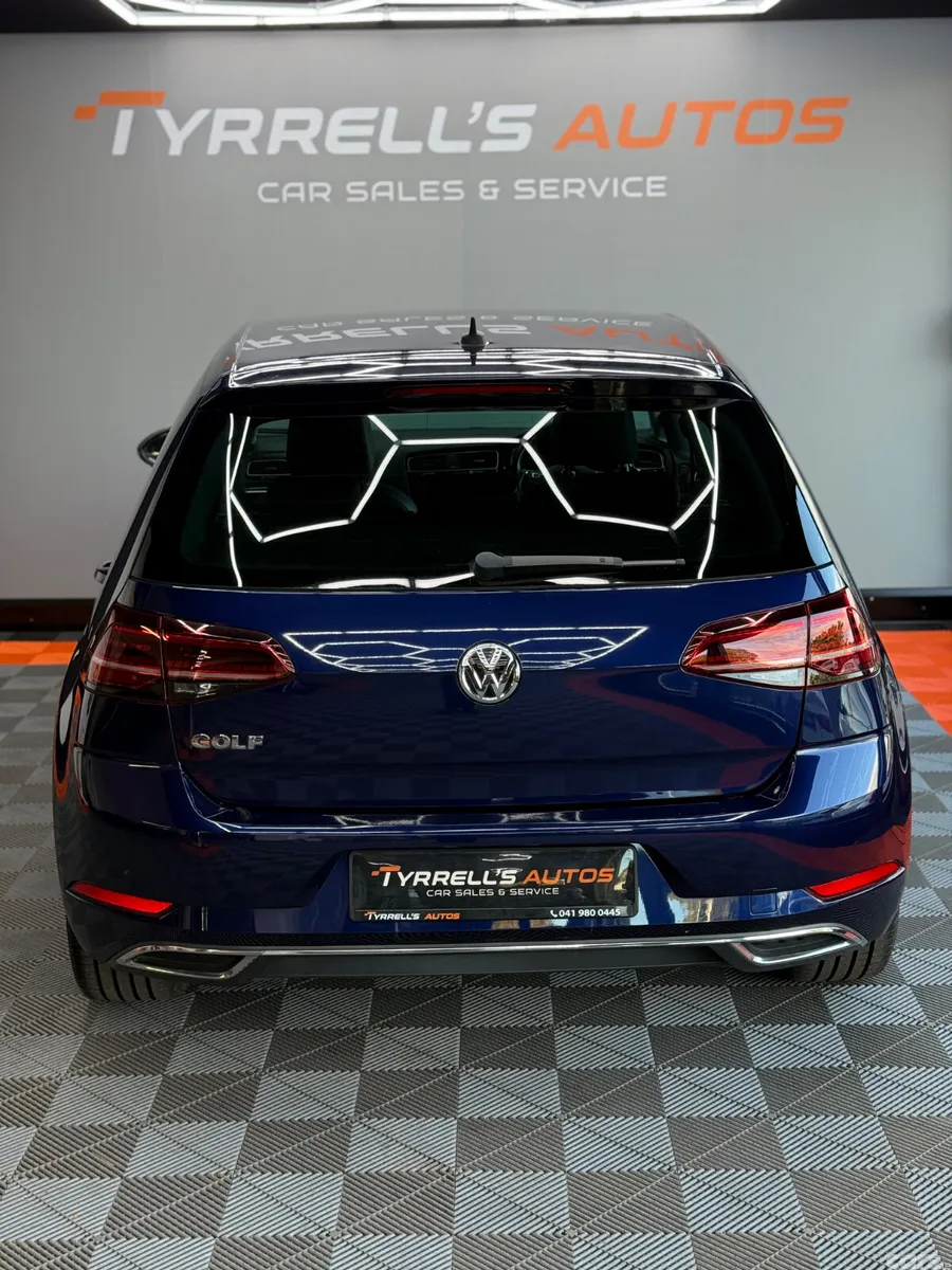 Volkswagen Golf Hatchback, Petrol, 2018, Blue