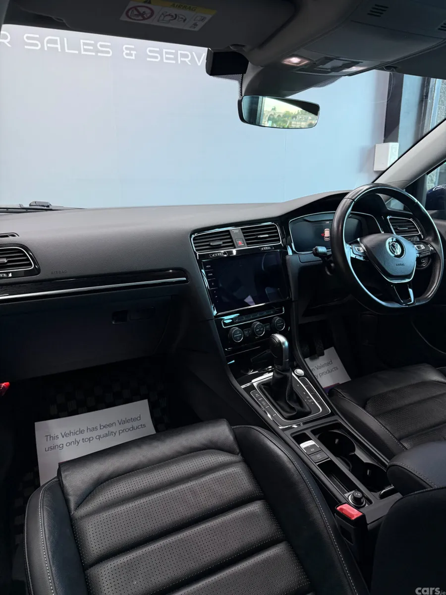 Volkswagen Golf Hatchback, Petrol, 2018, Blue