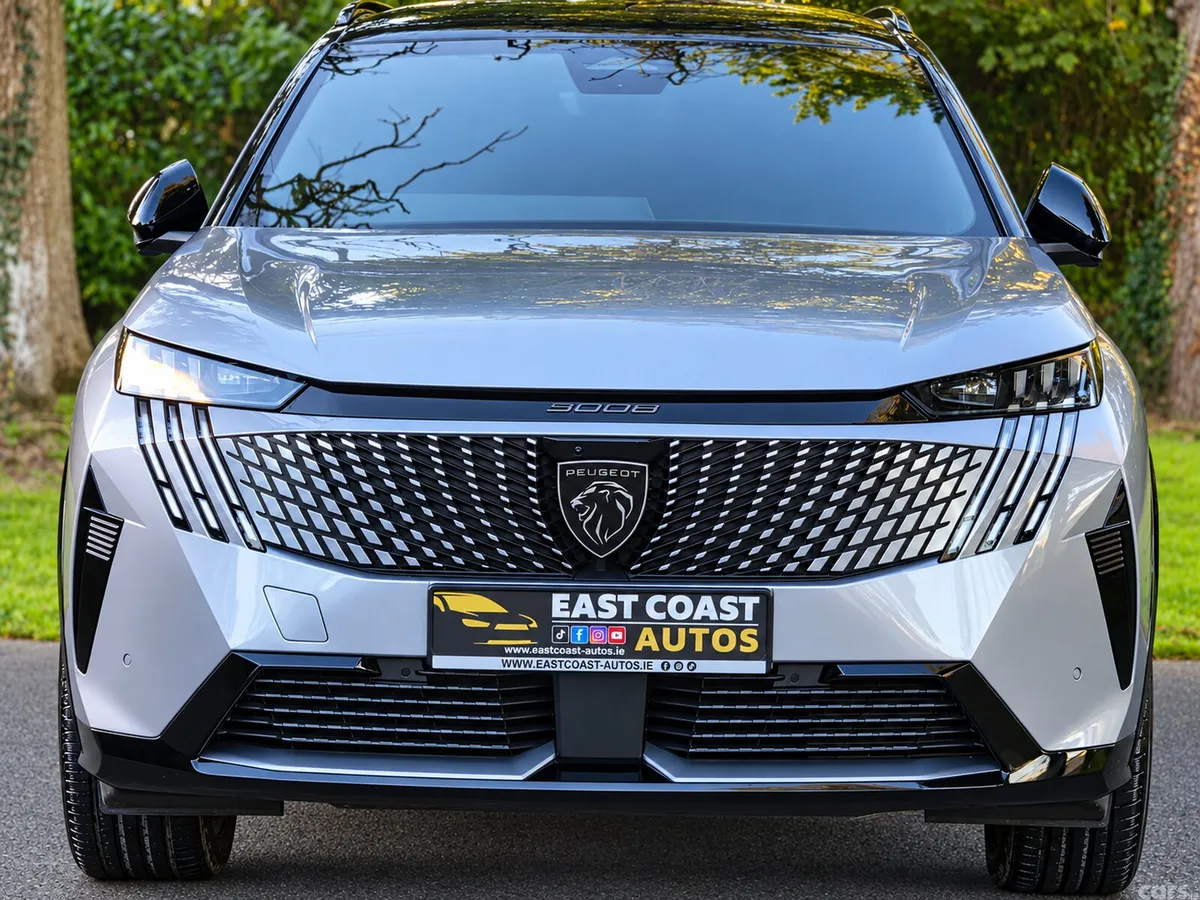 Peugeot 5008 SUV, Electric, 2025, Grey