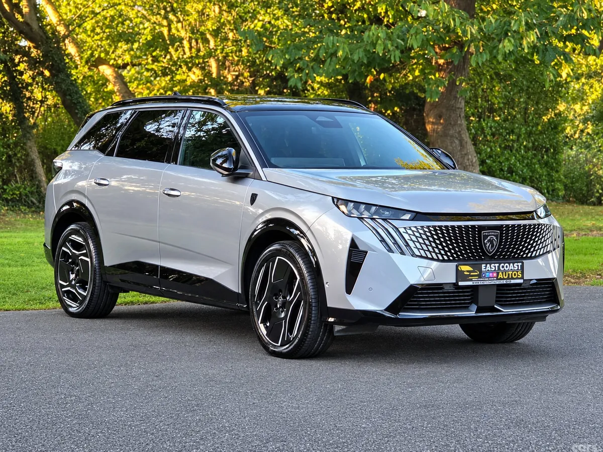 Peugeot 5008 SUV, Electric, 2025, Grey