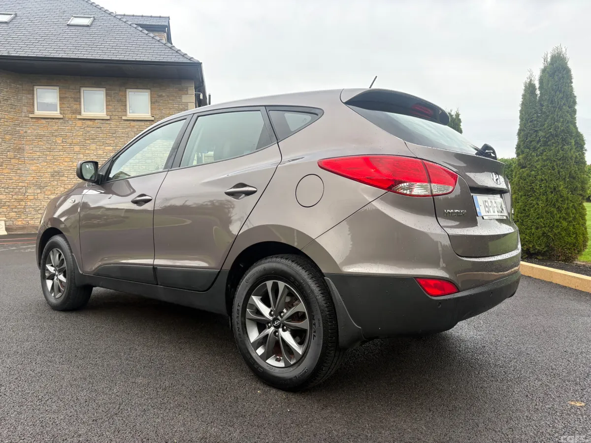 Hyundai ix35 SUV, Diesel, 2015, Brown