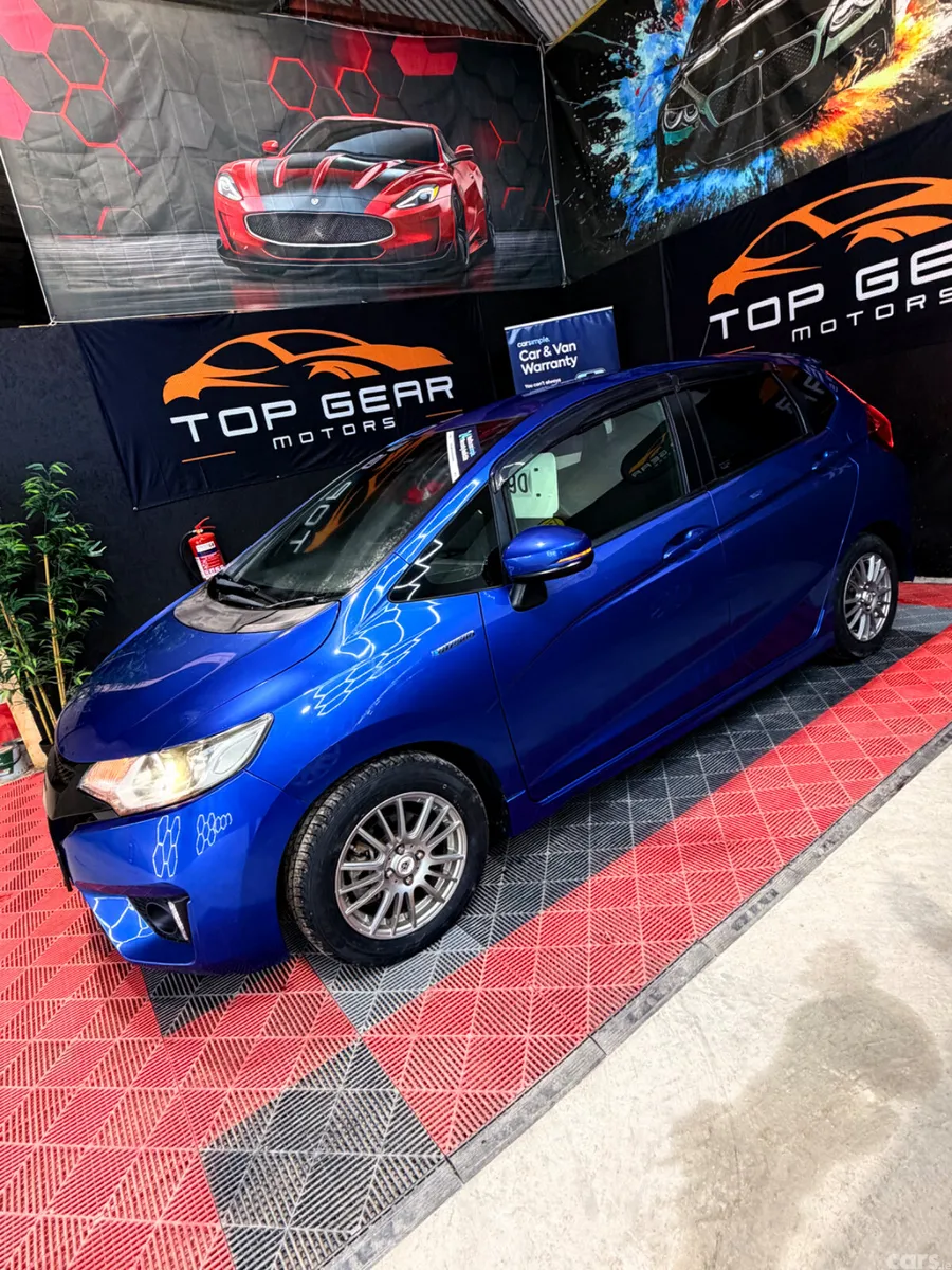 Honda Fit Hatchback, Petrol Hybrid, 2014, Blue
