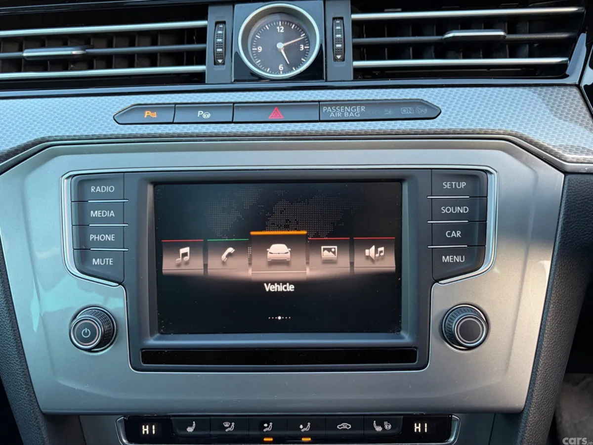 Volkswagen Passat Estate, Diesel, 2016, Grey