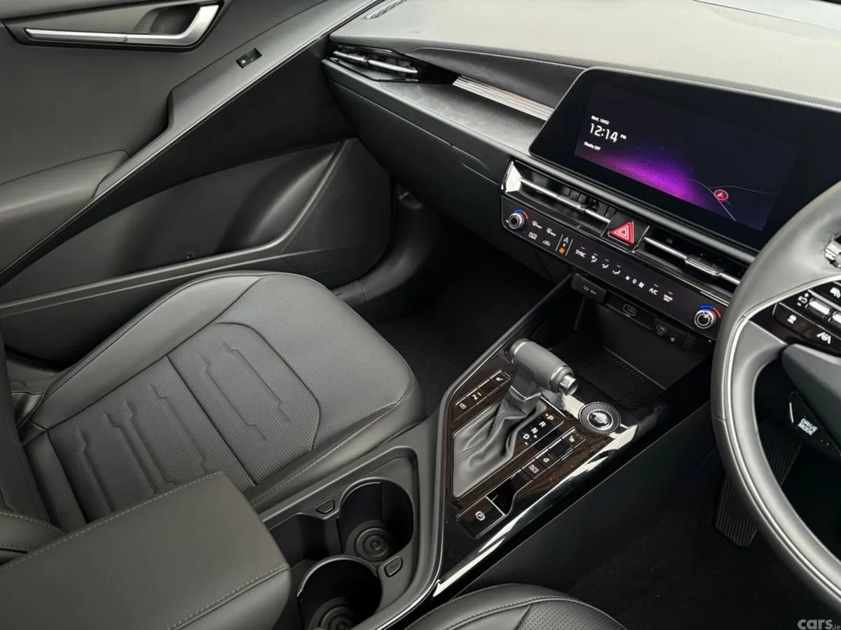 Kia Niro Hatchback, Petrol Hybrid, 2027, Red