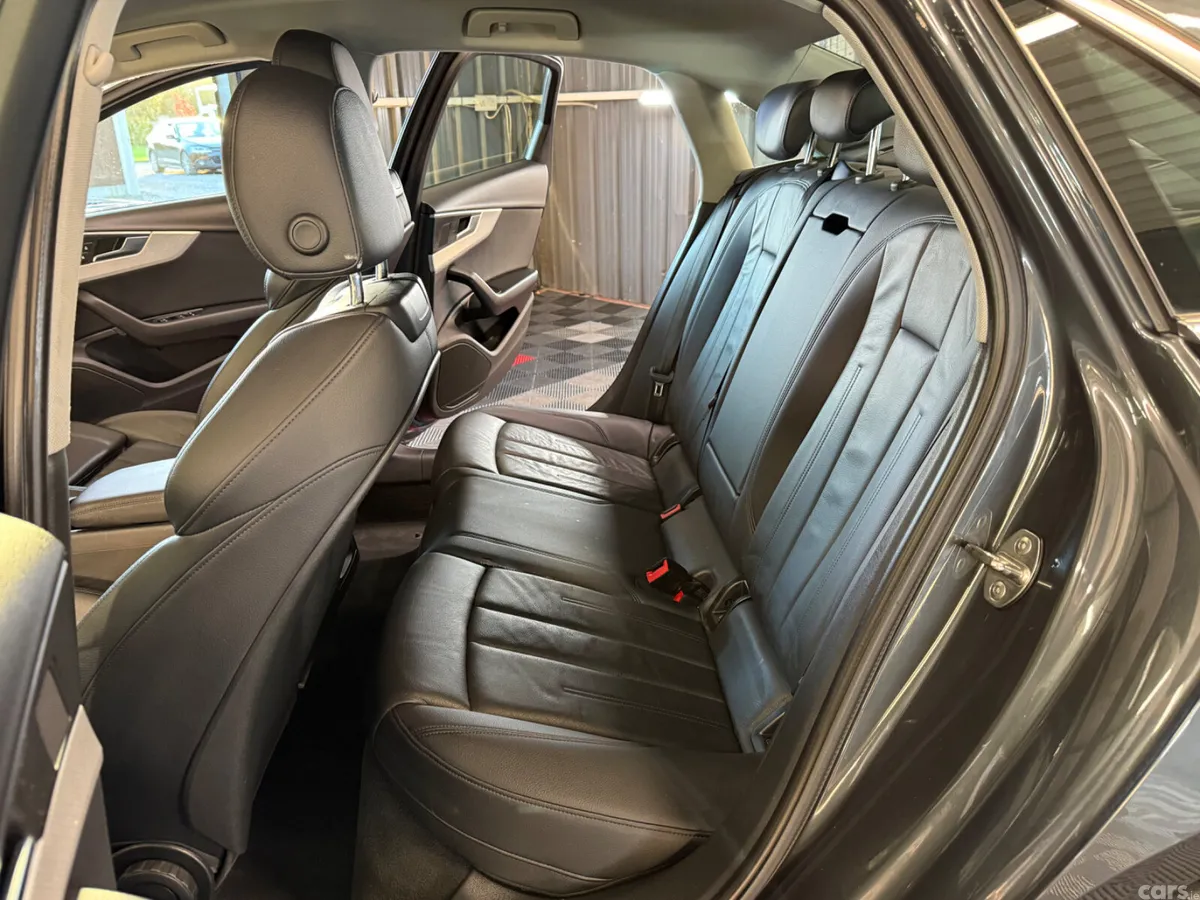 Audi A4 Saloon, Diesel, 2017, Grey